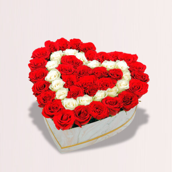 Engaging Roses In A Heart Marbled Box